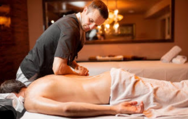 Lomi-Lomi Massage